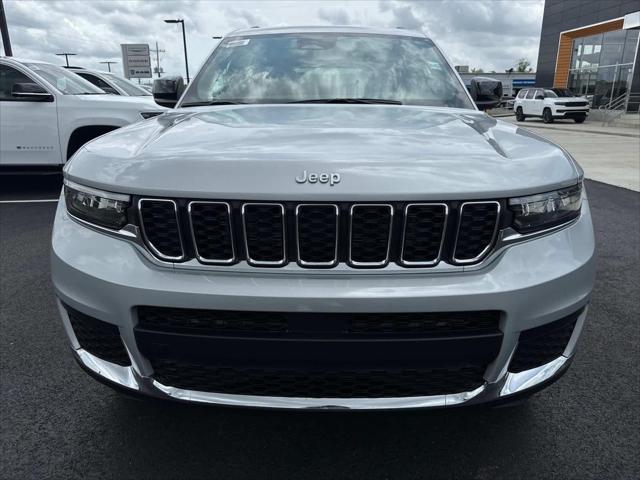 2025 Jeep Grand Cherokee GRAND CHEROKEE L LAREDO 4X2
