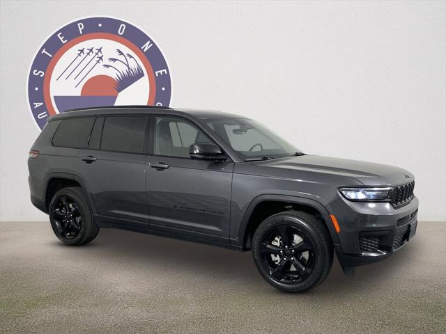 2023 Jeep Grand Cherokee L Altitude 4x4
