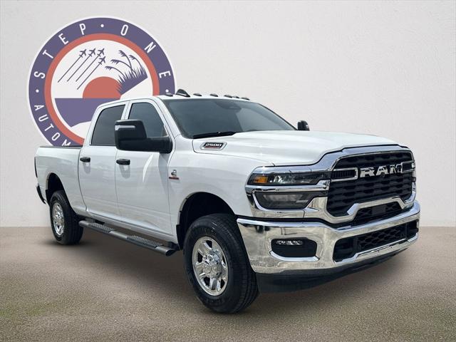 2025 RAM Ram 2500 RAM 2500 TRADESMAN CREW CAB 4X4 64 BOX