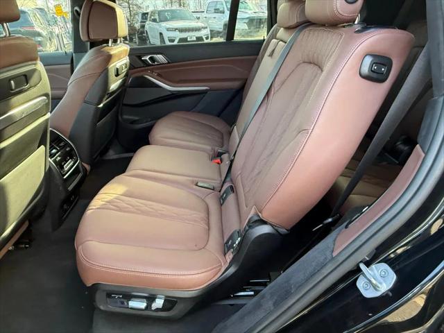 2024 BMW X7 M60i