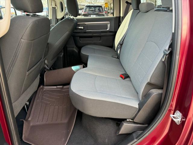 2021 RAM 1500 Classic SLT Crew Cab 4x4 64 Box