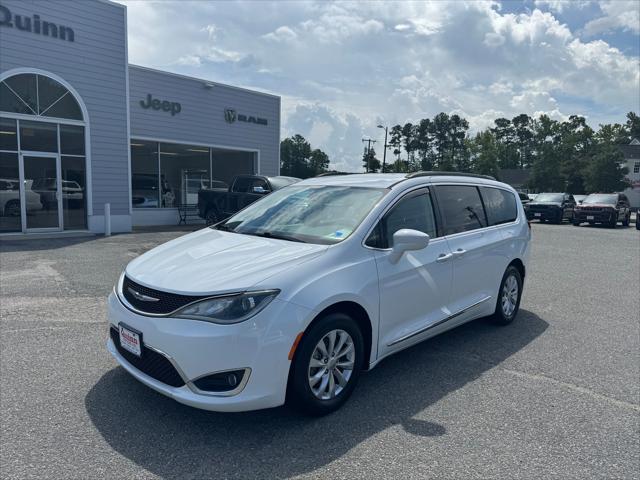 2017 Chrysler Pacifica Touring-L 2017 Chrysler Pacifica Touring-L