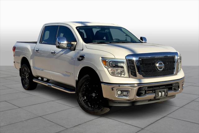 2017 Nissan TITAN SL