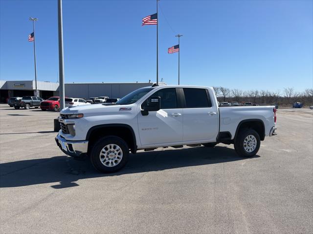 2024 Chevrolet Silverado 2500HD 4WD Crew Cab Standard Bed LT