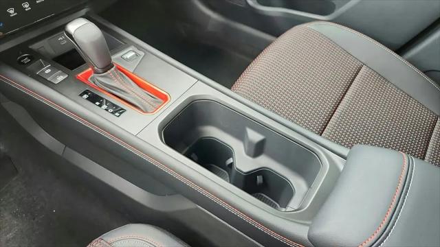 2025 Nissan Kicks SR Intelligent AWD
