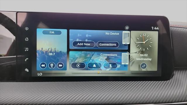 2025 Nissan Kicks SR Intelligent AWD