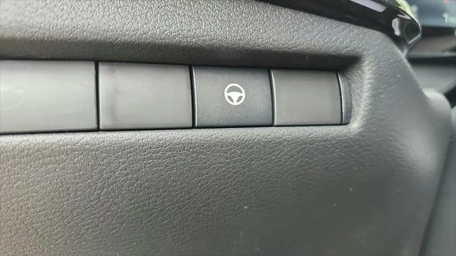 2025 Nissan Kicks SR Intelligent AWD