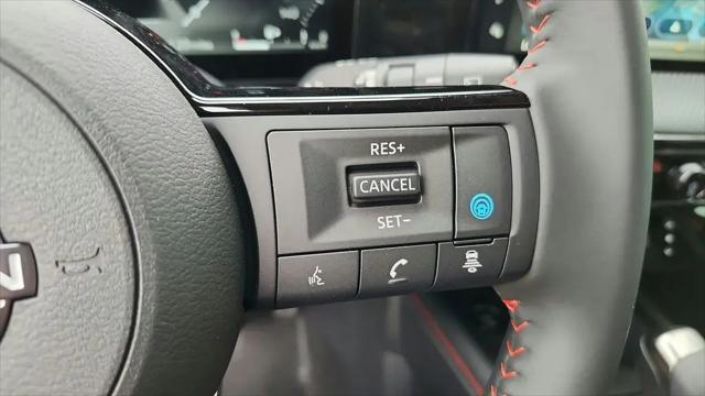 2025 Nissan Kicks SR Intelligent AWD