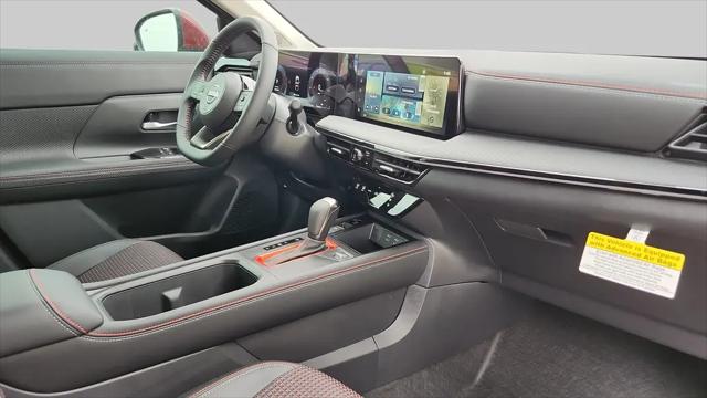 2025 Nissan Kicks SR Intelligent AWD