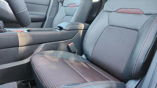 2025 Nissan Kicks SR Intelligent AWD