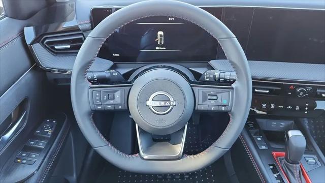 2025 Nissan Kicks SR Intelligent AWD