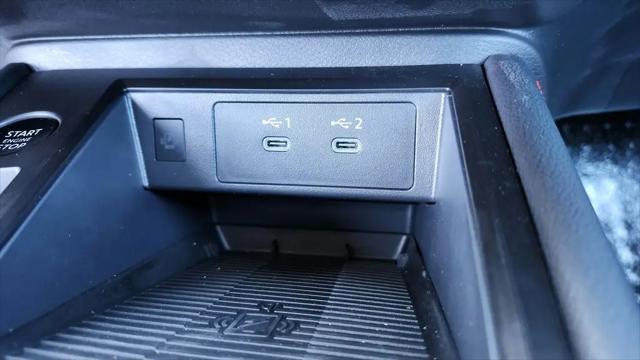 2025 Nissan Kicks SR Intelligent AWD