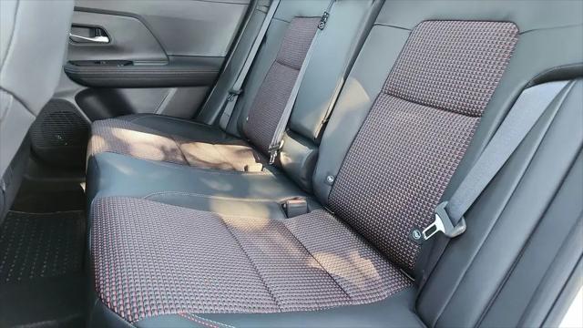 2025 Nissan Kicks SR Intelligent AWD