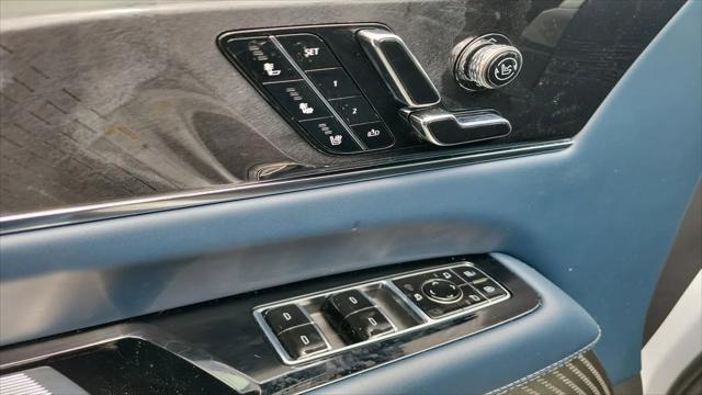 2025 Cadillac Escalade Sport 2