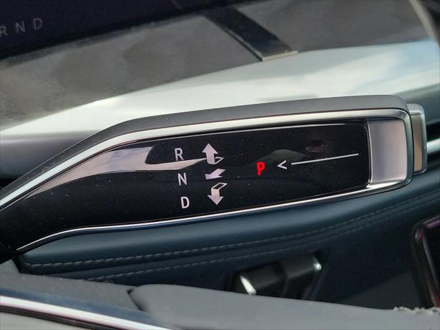 2025 Cadillac Escalade Sport 2