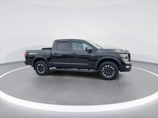 2021 Nissan TITAN Crew Cab PRO-4X 4x4