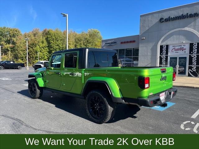 2025 Jeep Gladiator GLADIATOR NIGHTHAWK 4X4
