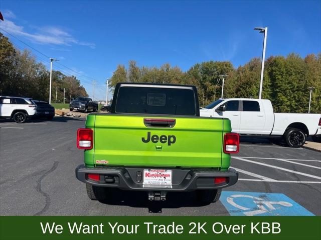 2025 Jeep Gladiator GLADIATOR NIGHTHAWK 4X4