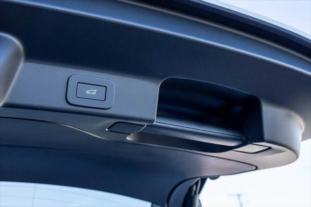 2026 Jaguar F-PACE R-Dynamic S P250 AWD Automatic