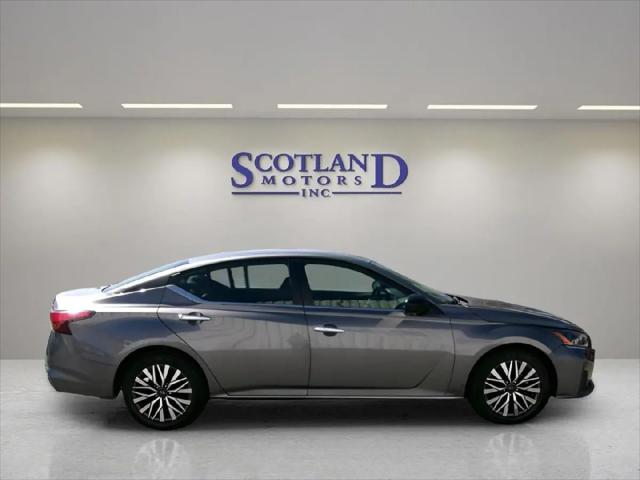 2024 Nissan Altima SV FWD