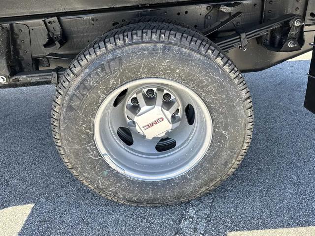 2025 GMC Sierra 3500HD Pro