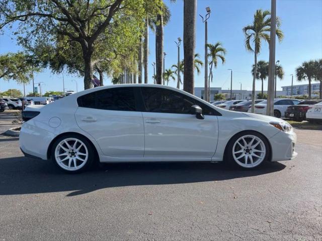 2019 Subaru Impreza 2.0i