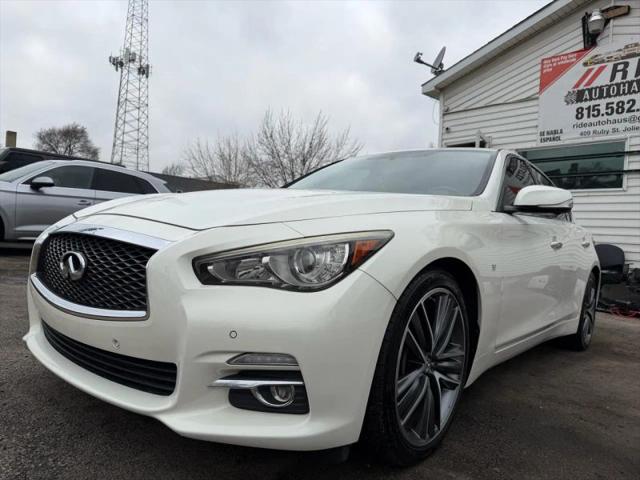 2015 INFINITI Q50 Premium