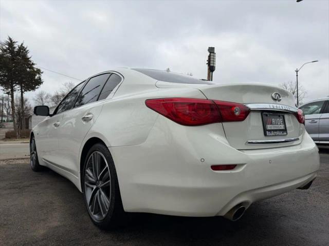 2015 INFINITI Q50 Premium