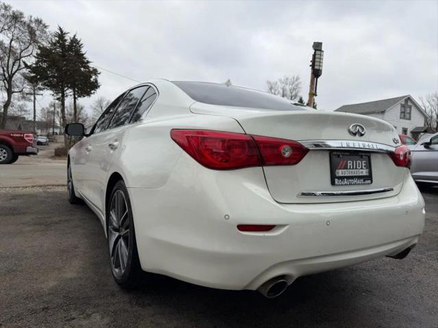 2015 INFINITI Q50 Premium