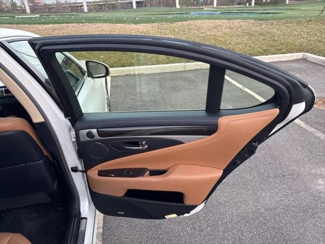 2017 Lexus LS 460 460