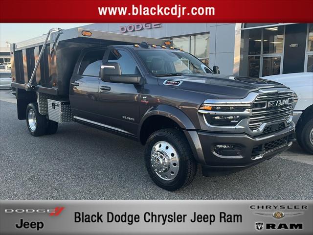 2025 RAM Ram 5500 Chassis Cab RAM 5500 BIG HORN CHASSIS CREW CAB 4X4 60 CA