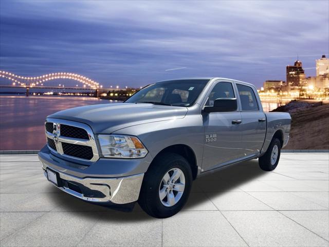 2022 RAM 1500 Classic SLT Crew Cab 4x2 57 Box