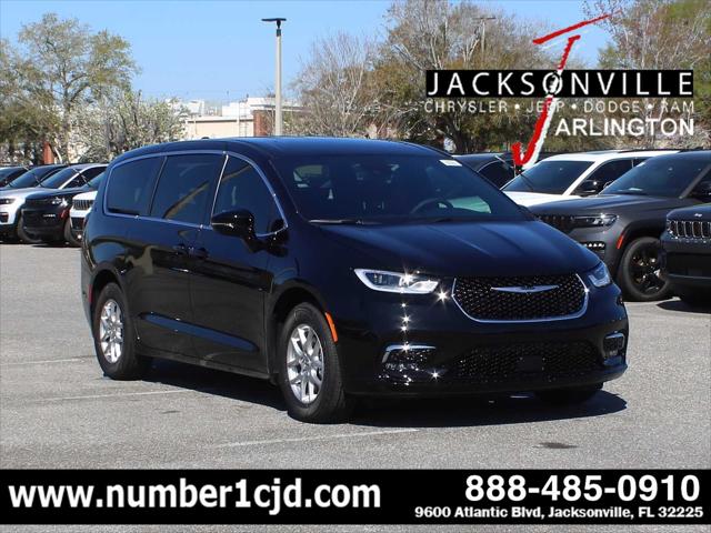 2025 Chrysler Pacifica PACIFICA SELECT