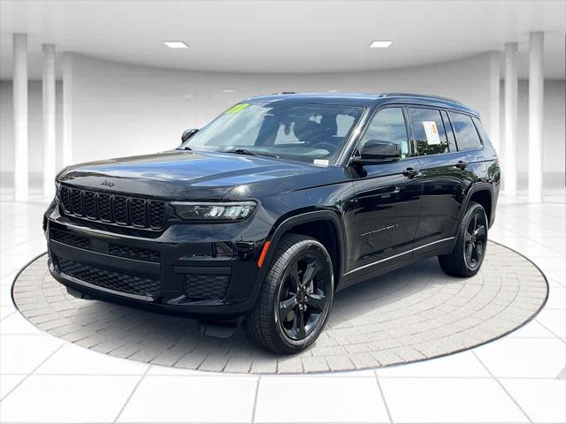 2023 Jeep Grand Cherokee L Altitude 4x2