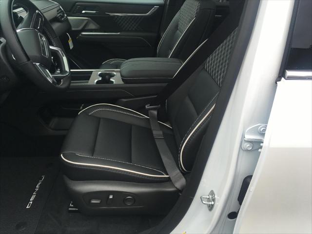 2025 GMC Acadia AWD Denali