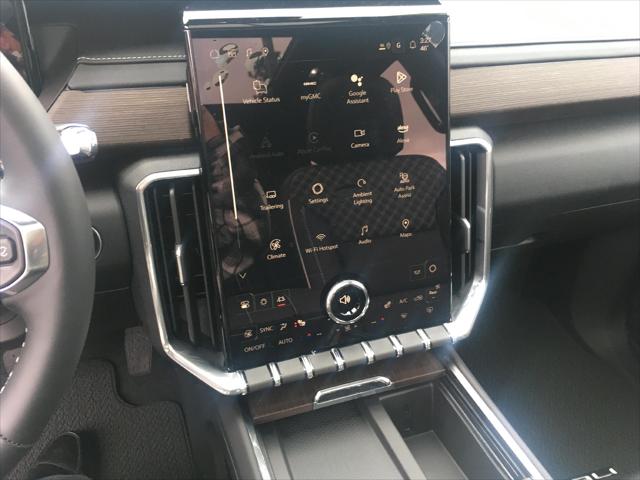 2025 GMC Acadia AWD Denali