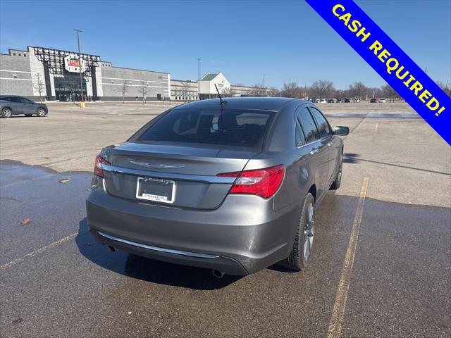 Used 2012 Chrysler 200 For Sale in Waterford Twp, MI