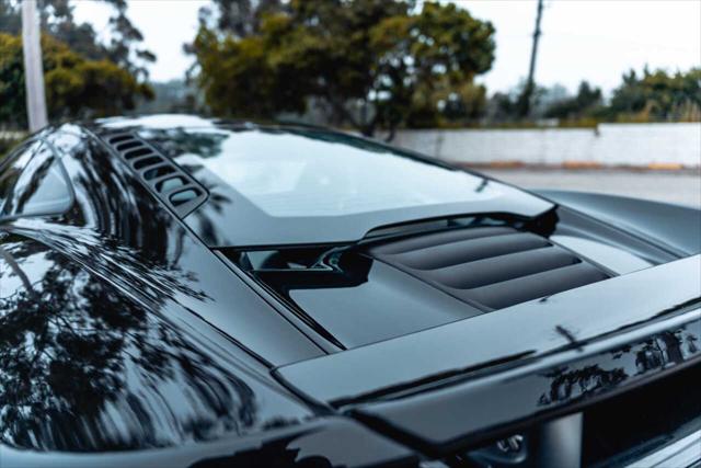 2012 McLaren MP4 12C Base 2dr Coupe