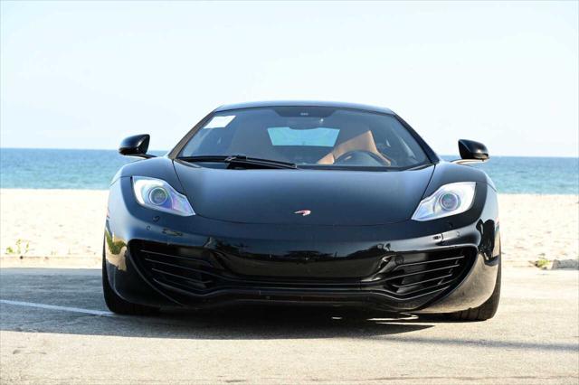2012 McLaren MP4 12C Base 2dr Coupe