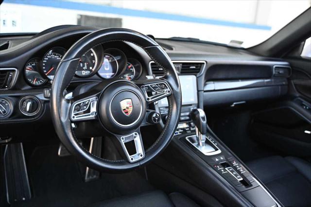 2017 Porsche 911 Turbo