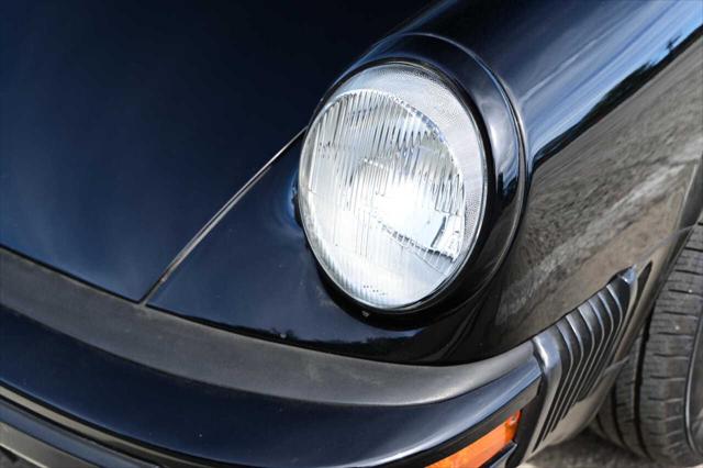1987 Porsche 911 Carrera 2dr Convertible