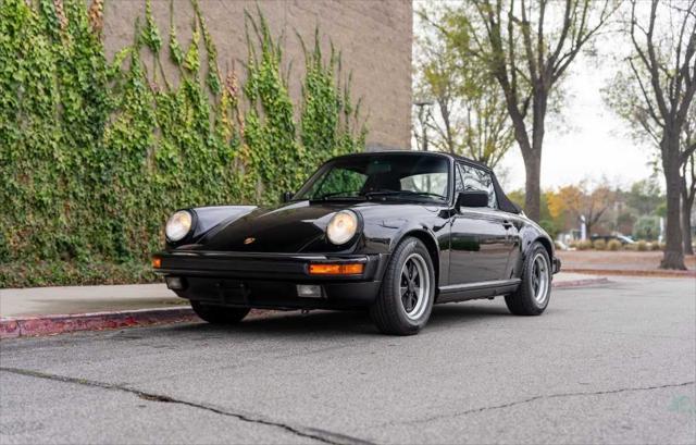 1987 Porsche 911 Carrera 2dr Convertible