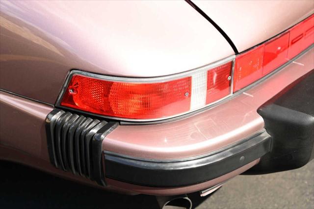 1987 Porsche 911 Carrera 2dr Convertible