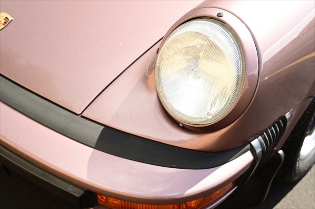 1987 Porsche 911 Carrera 2dr Convertible