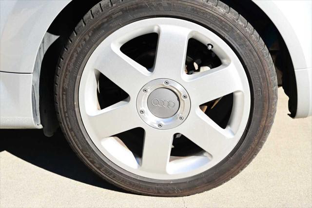 2001 Audi TT 225hp quattro AWD 2dr Coupe