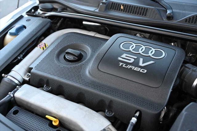 2001 Audi TT 225hp quattro AWD 2dr Coupe