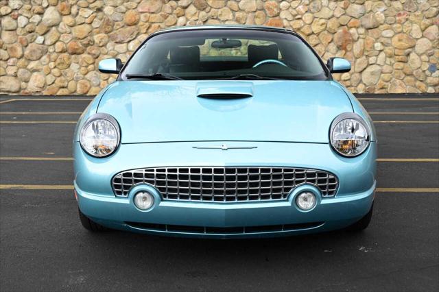 2002 Ford Thunderbird Deluxe 2dr Convertible
