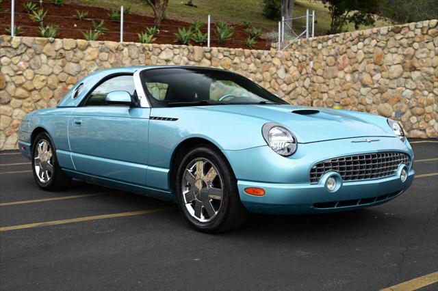 2002 Ford Thunderbird Deluxe 2dr Convertible