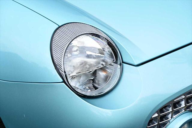 2002 Ford Thunderbird Deluxe 2dr Convertible
