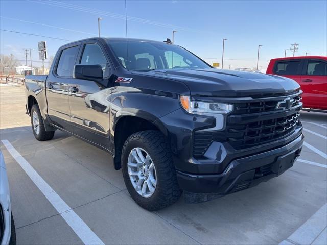 2022 Chevrolet Silverado 1500 4WD Crew Cab Short Bed RST